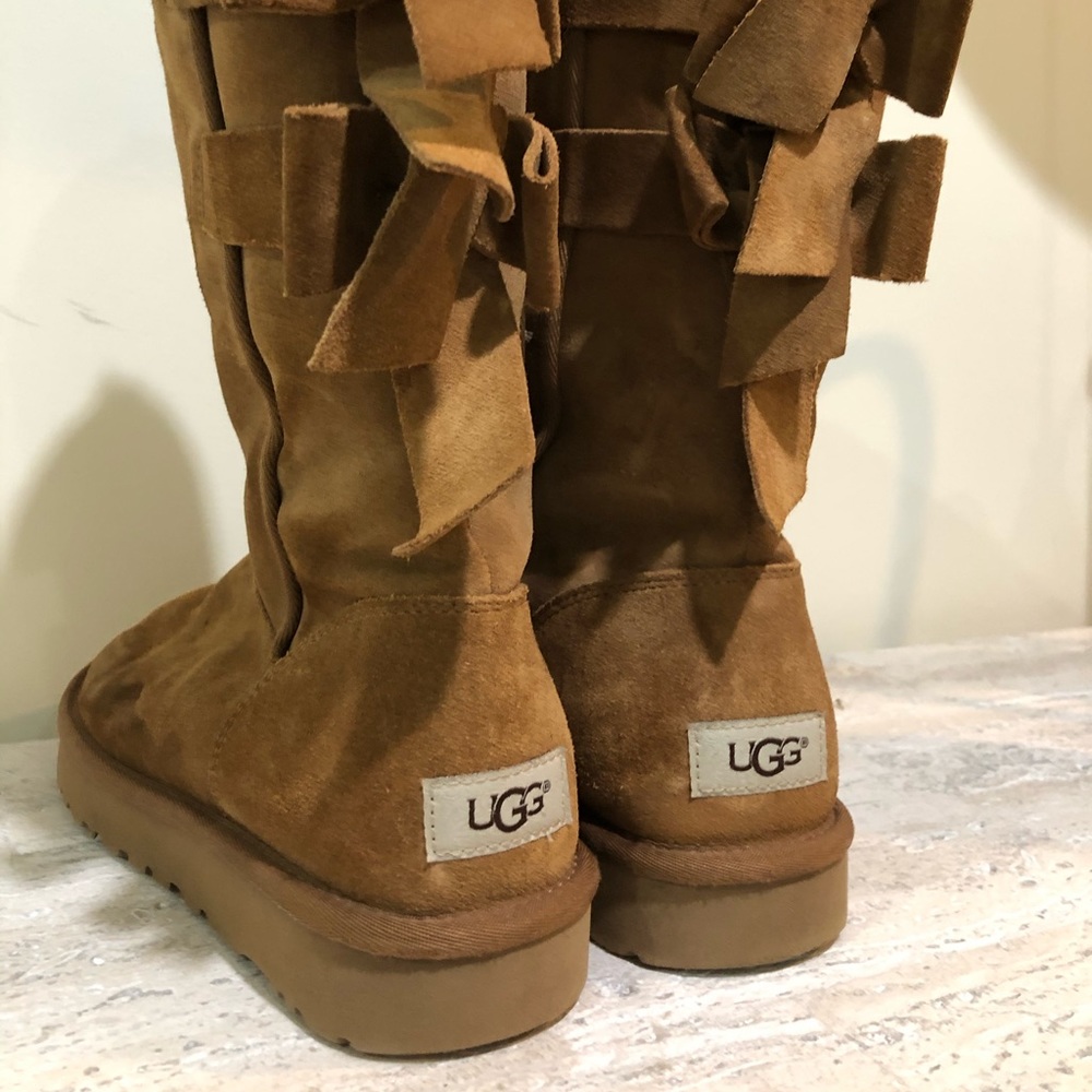 Ugg Australia Allegra Bow II Chestnut Boots